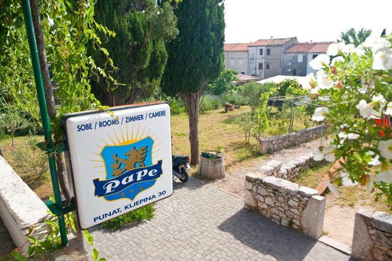 Pape Punat Apartmani I Sobe ภายนอก รูปภาพ