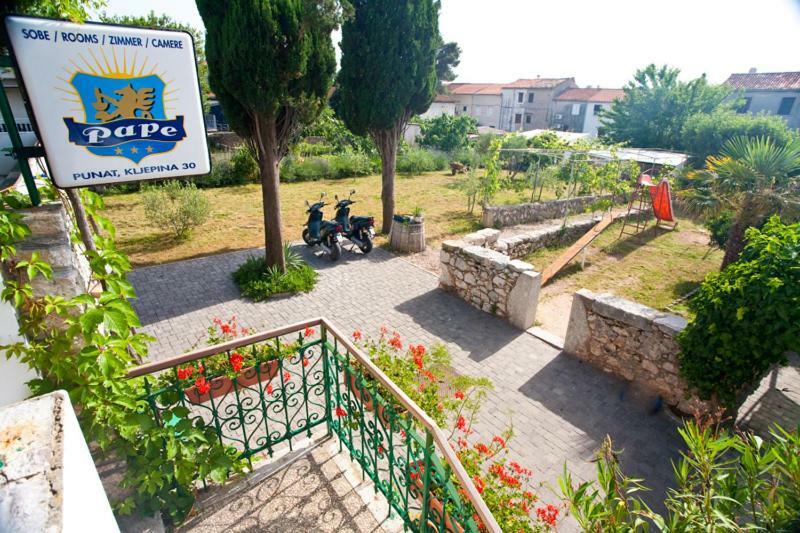 Pape Punat Apartmani I Sobe ภายนอก รูปภาพ